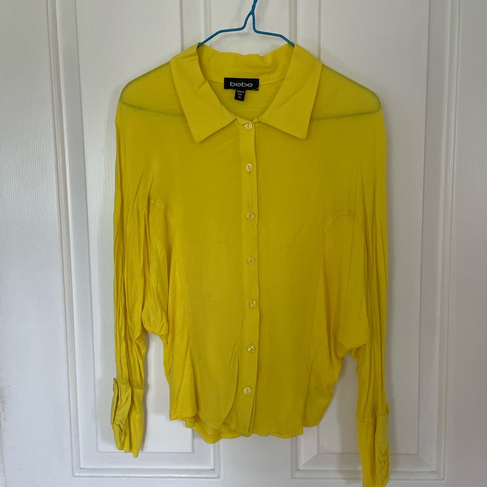 Bebe Women's Yellow Button-Up Top